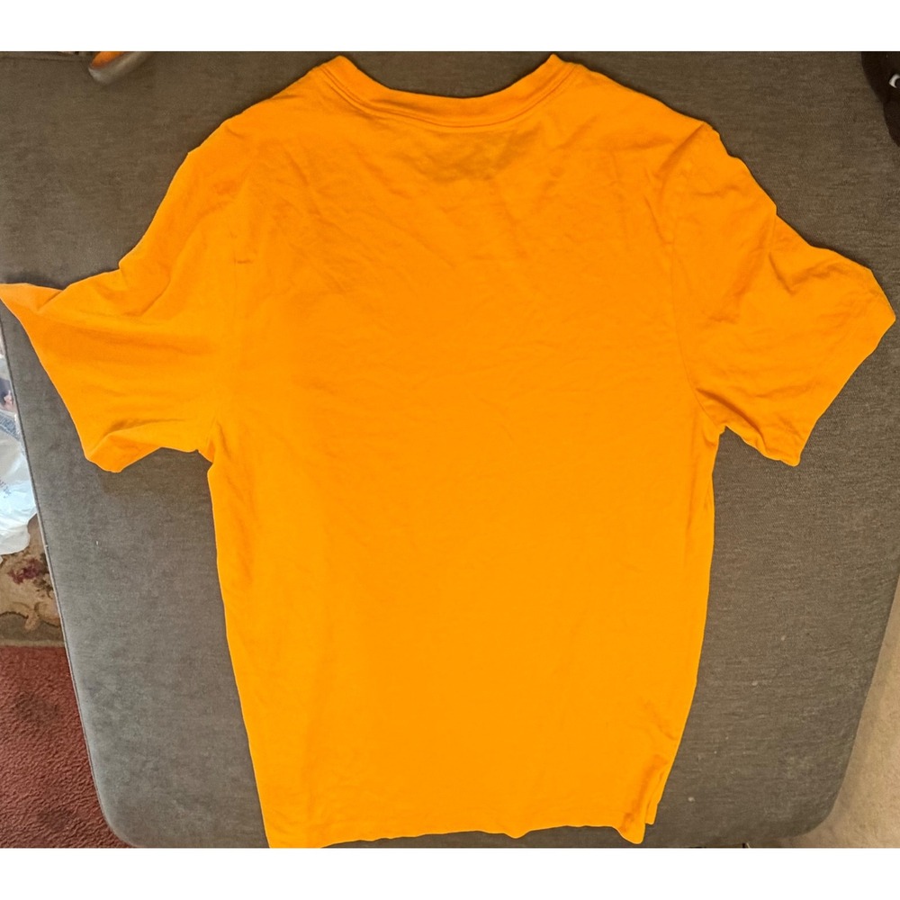 Jordan Jumpman Embroidered Logo T-Shirt Orange Mens Size Medium Short Sleeve - Picture 4 of 4